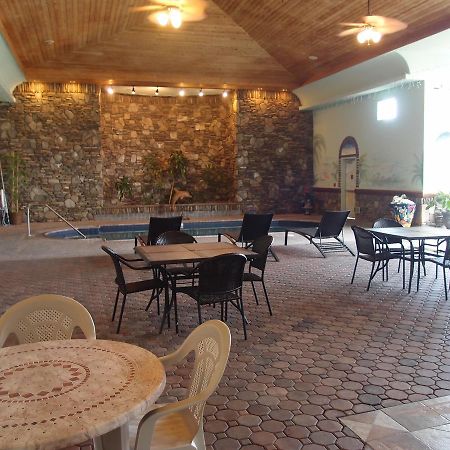 The Lodge At Rolling Hills Casino & Resort Корнинг Экстерьер фото
